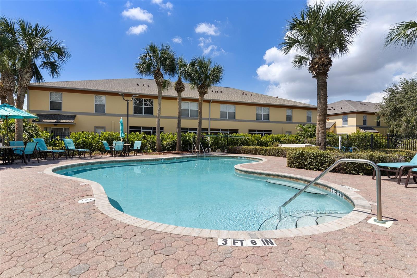 COQUINA KEY TWNHMS - Residential
