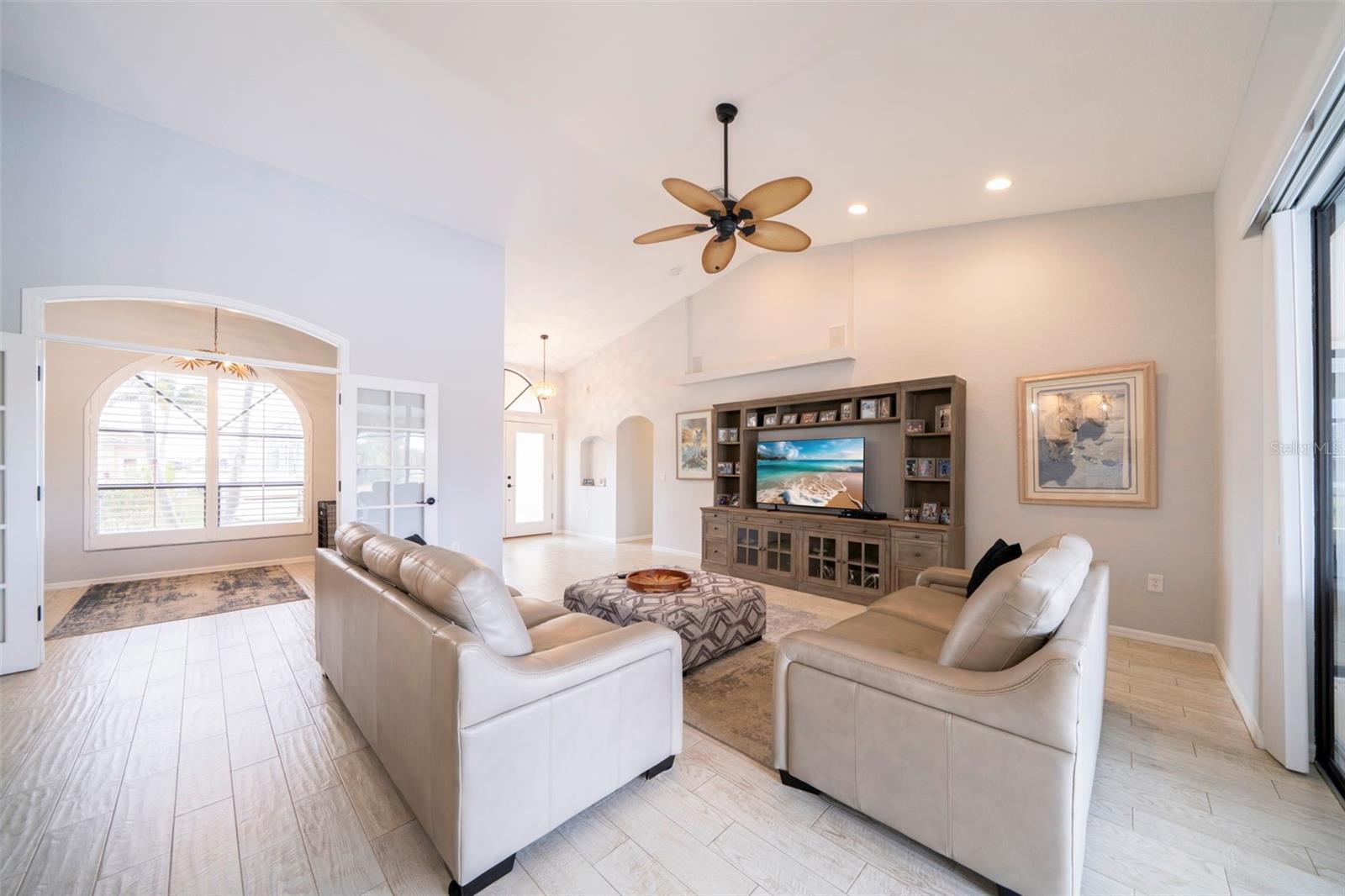 PUNTA GORDA ISLES SEC 21 - Residential