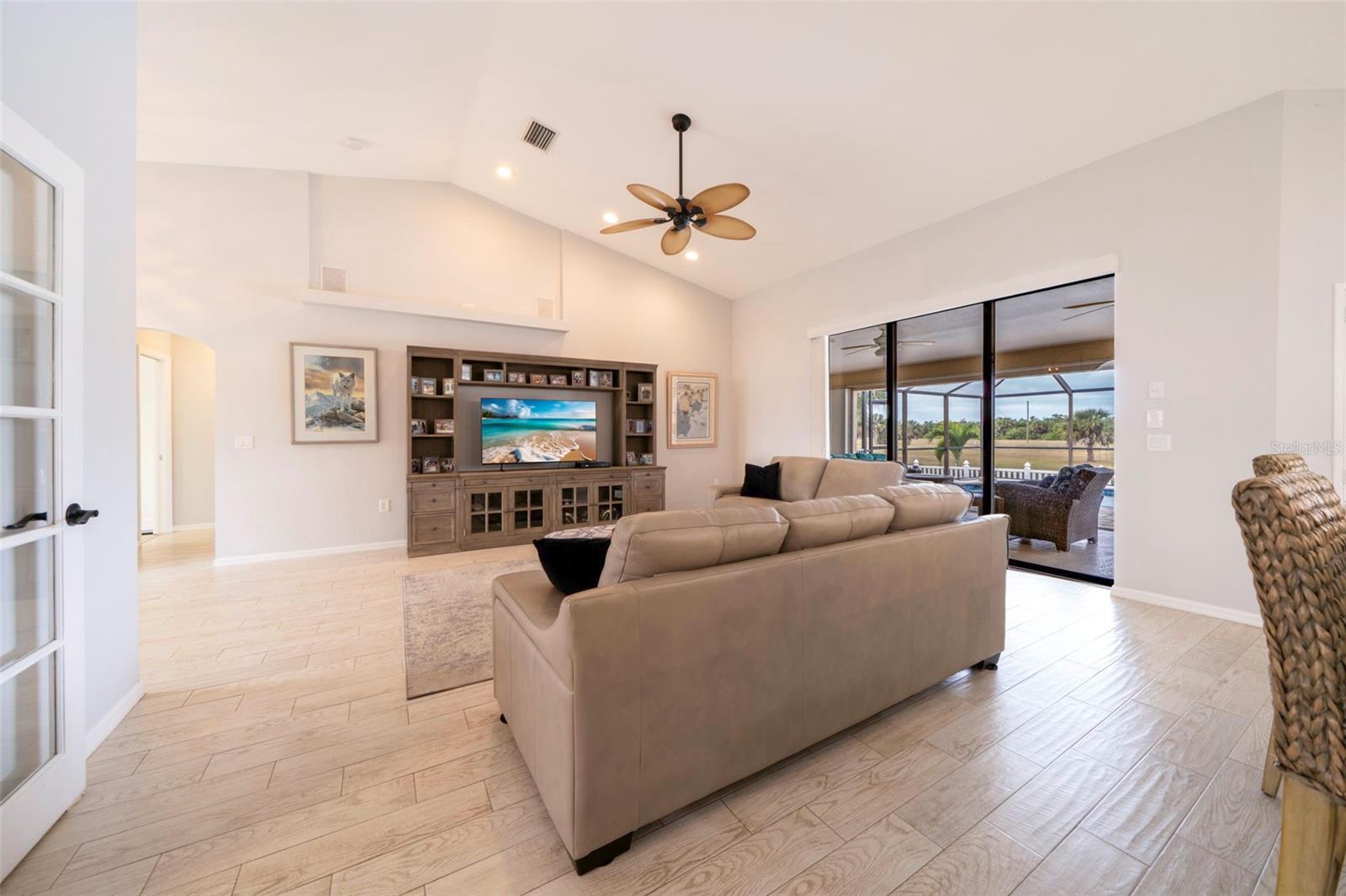 PUNTA GORDA ISLES SEC 21 - Residential