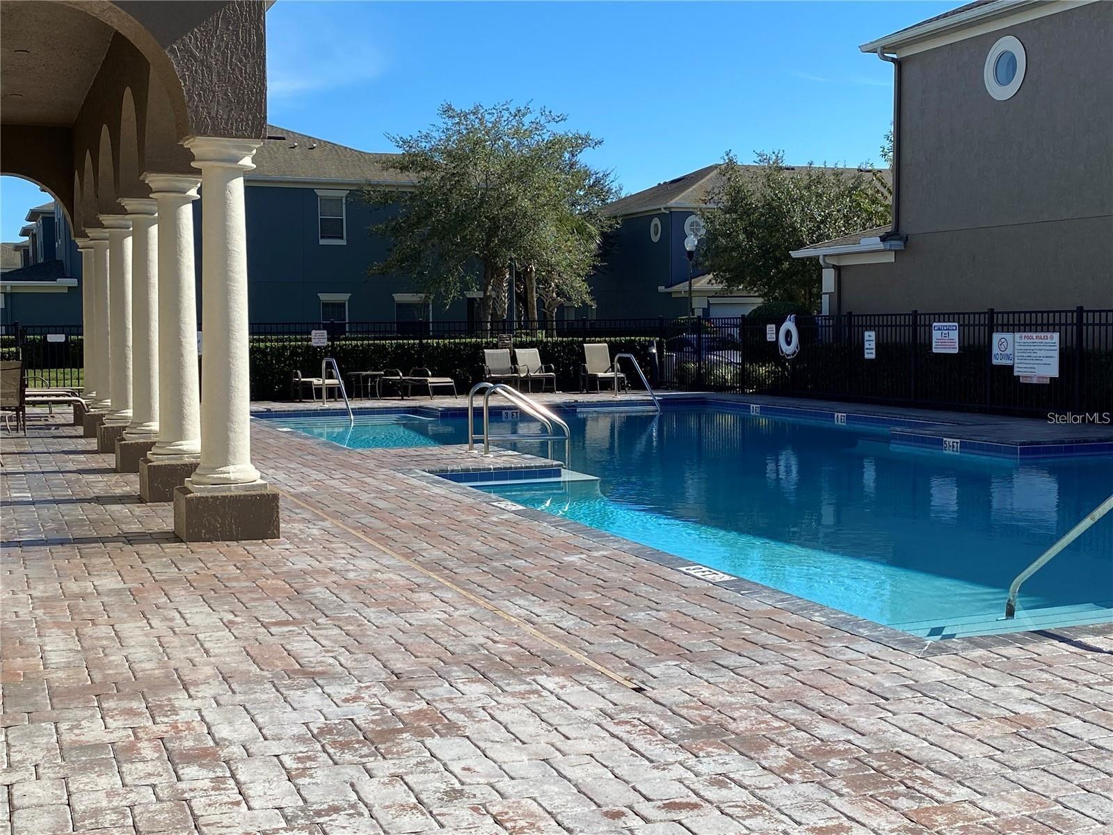 VICTORIA PINES CONDO - Residential