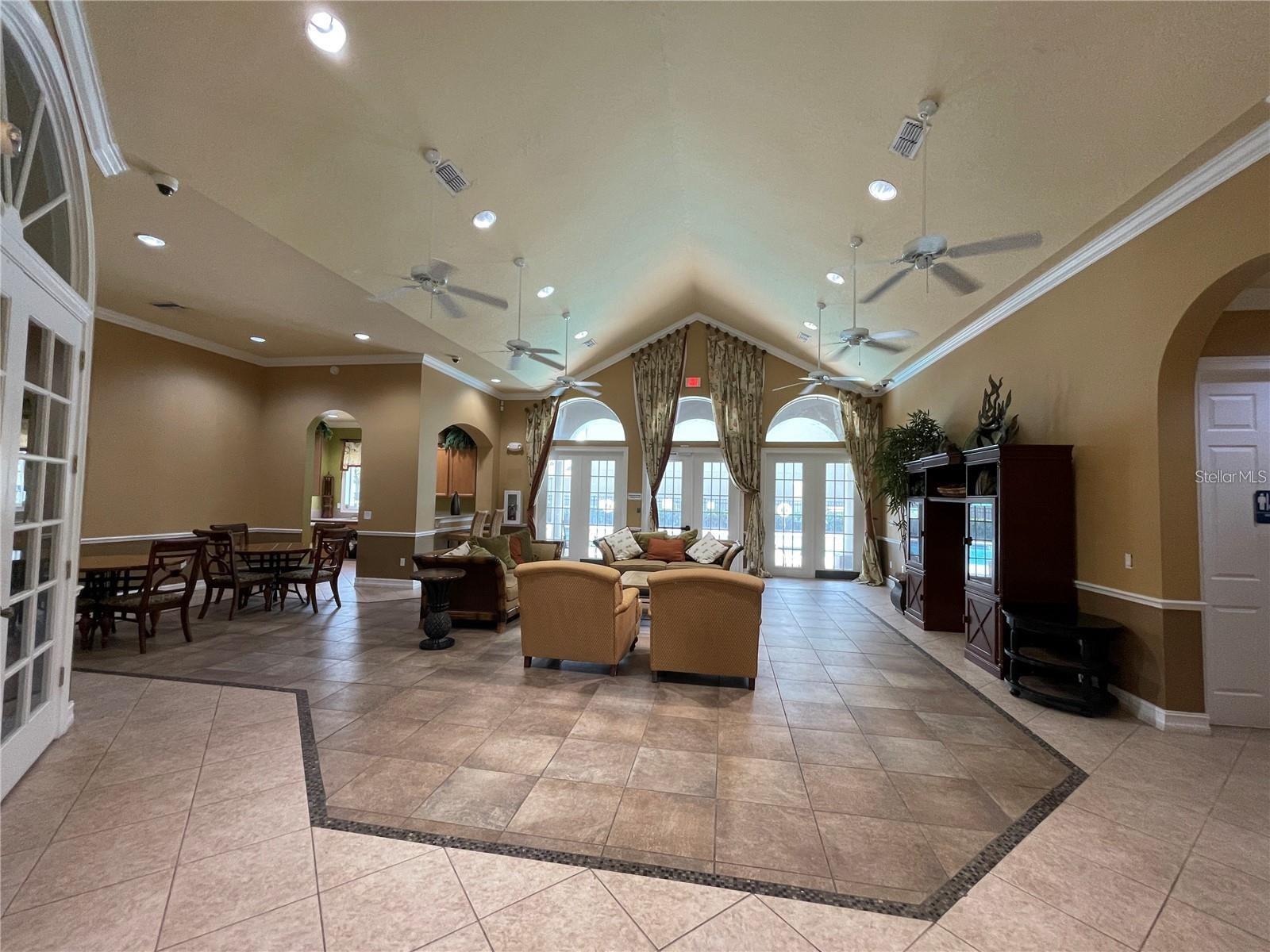 VICTORIA PINES CONDO - Residential