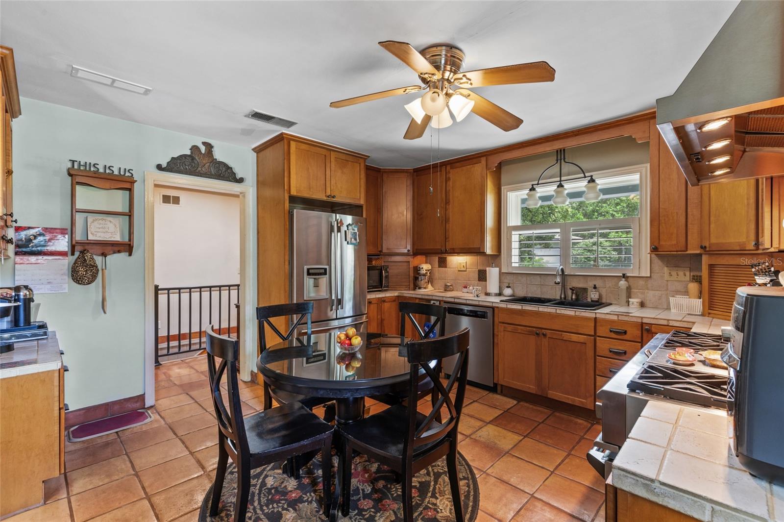 LAKE VILLAS - Residential