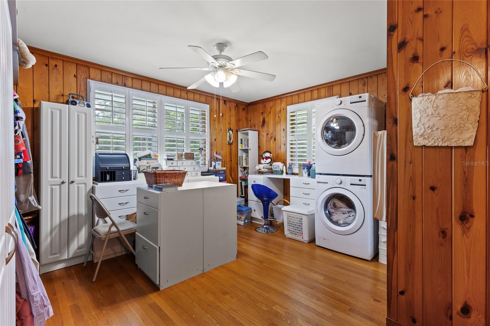 LAKE VILLAS - Residential