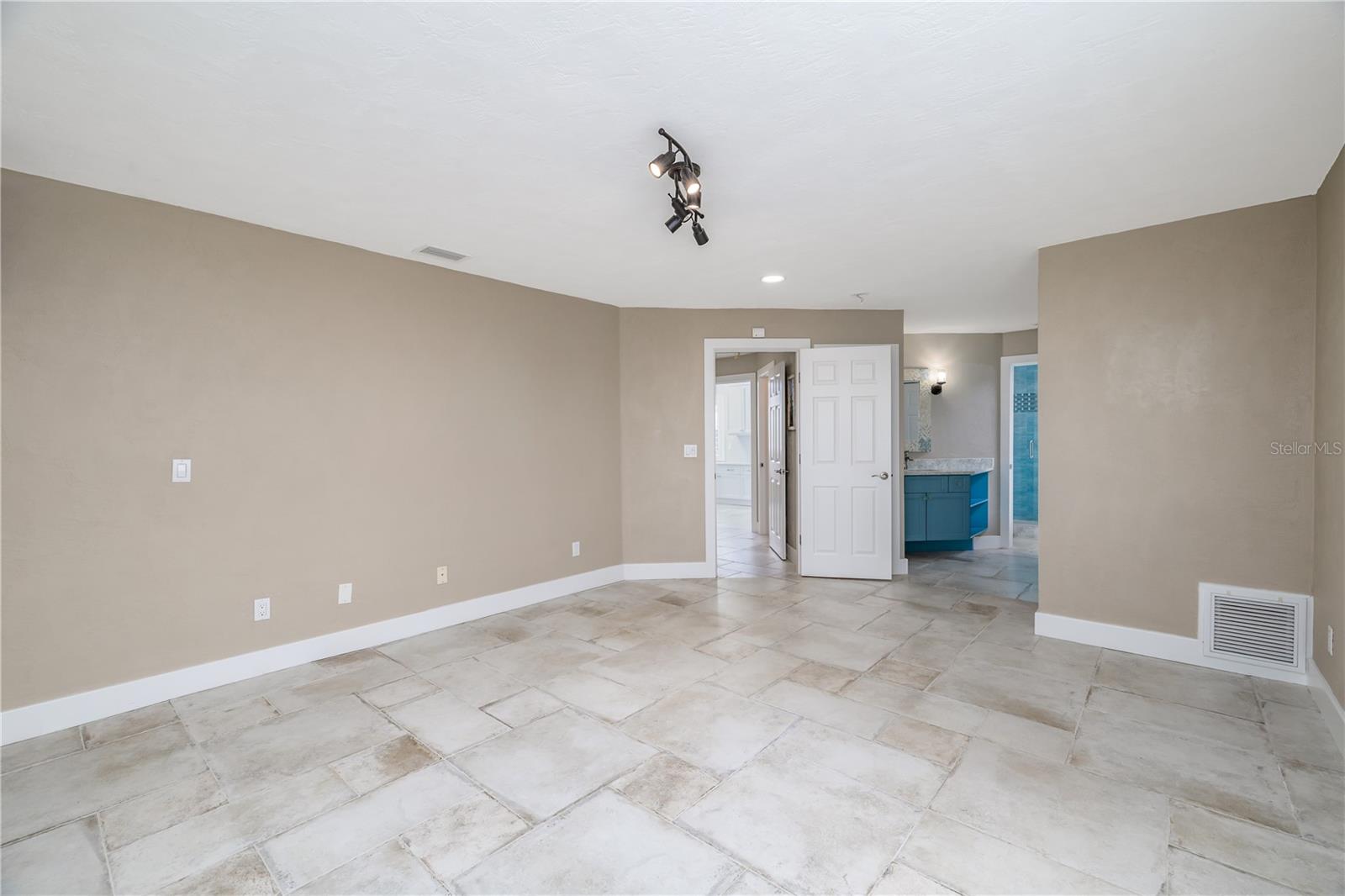 BETHUNE BEACH - Residential