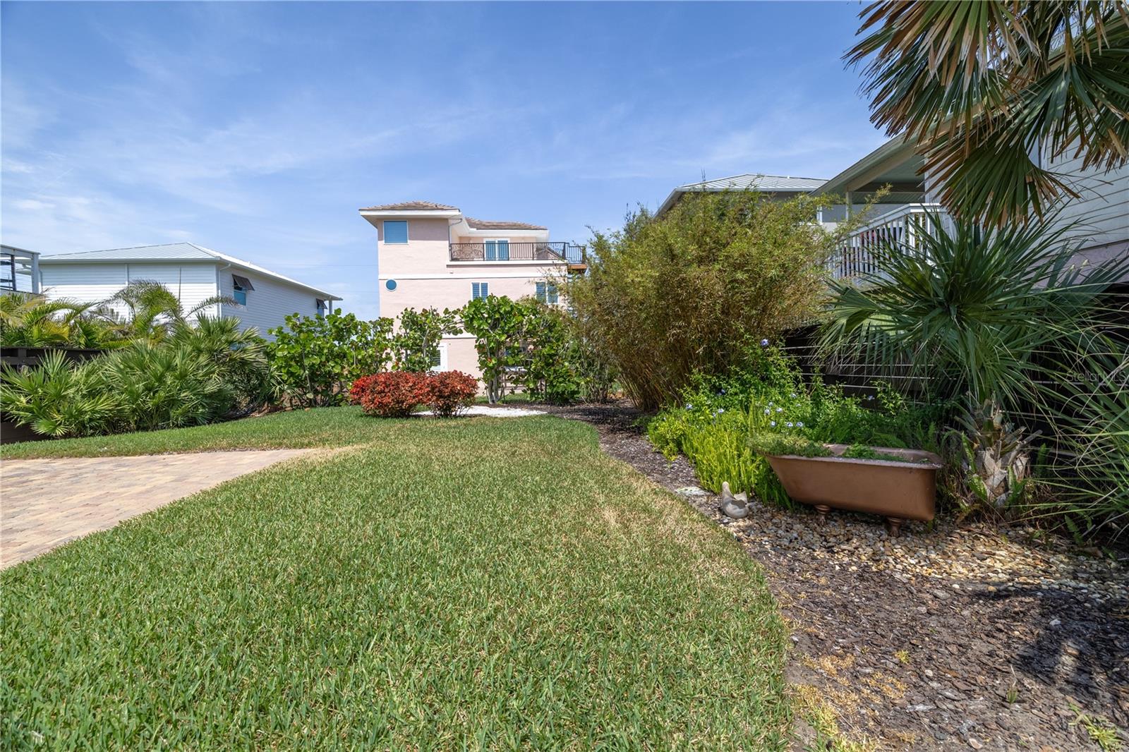 BETHUNE BEACH - Residential