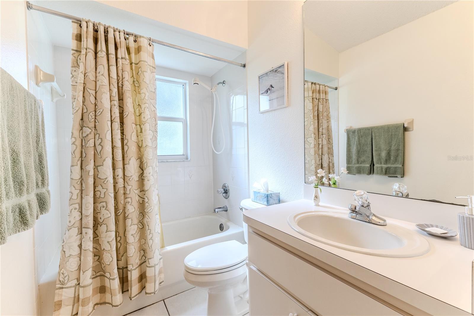 WELLINGTON AT SEVEN HILLS PH 1 - Residential