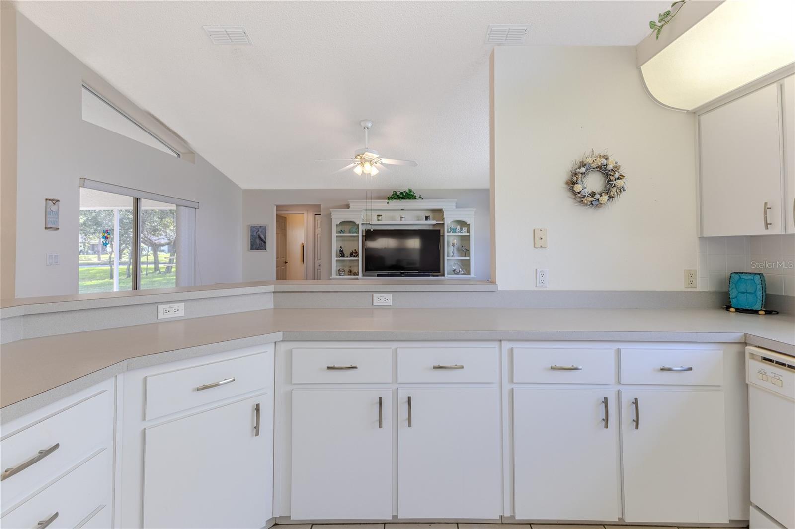 WELLINGTON AT SEVEN HILLS PH 1 - Residential
