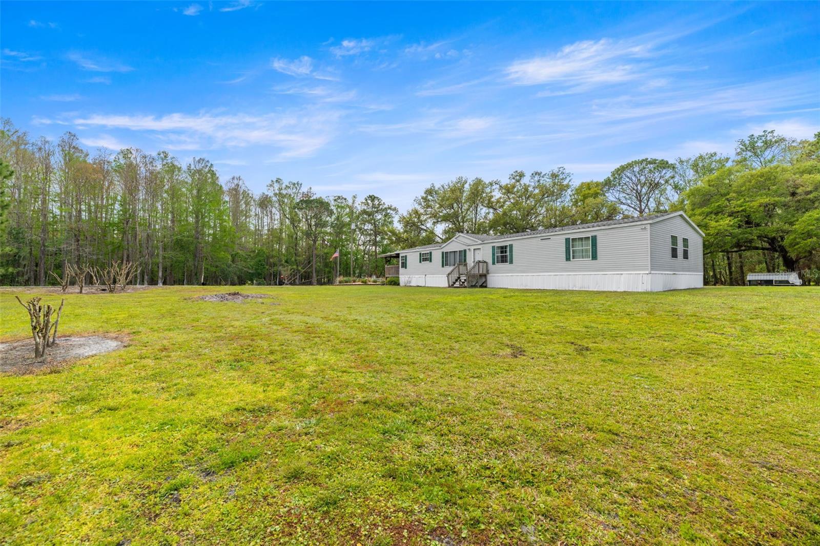 Listing image 4