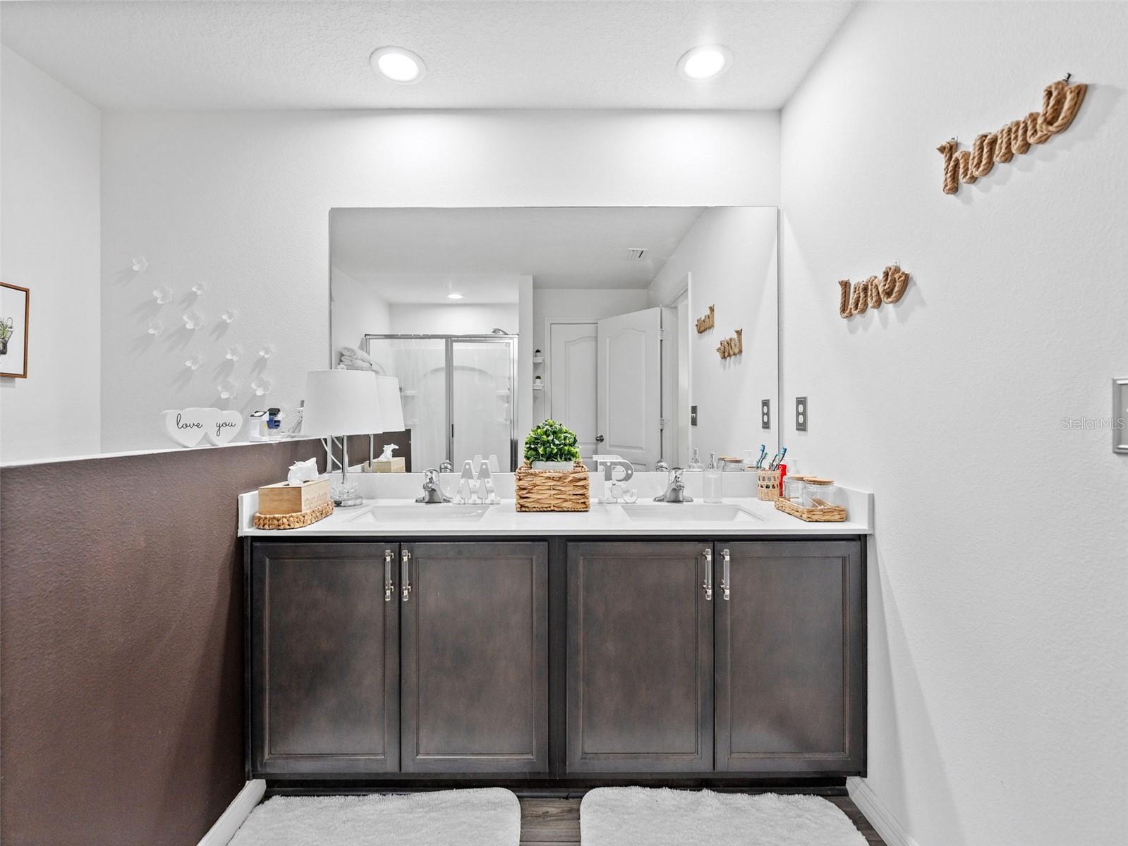 SPRING RIDGE - Residential