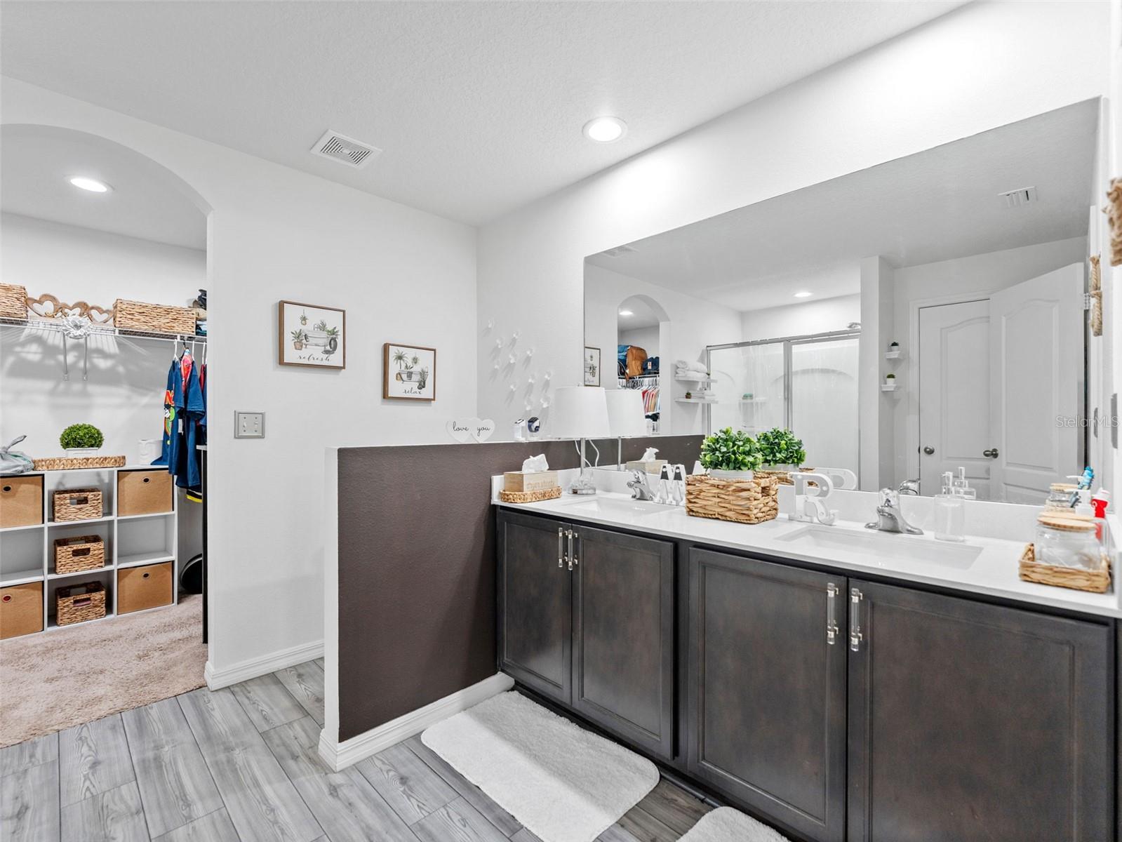 SPRING RIDGE - Residential