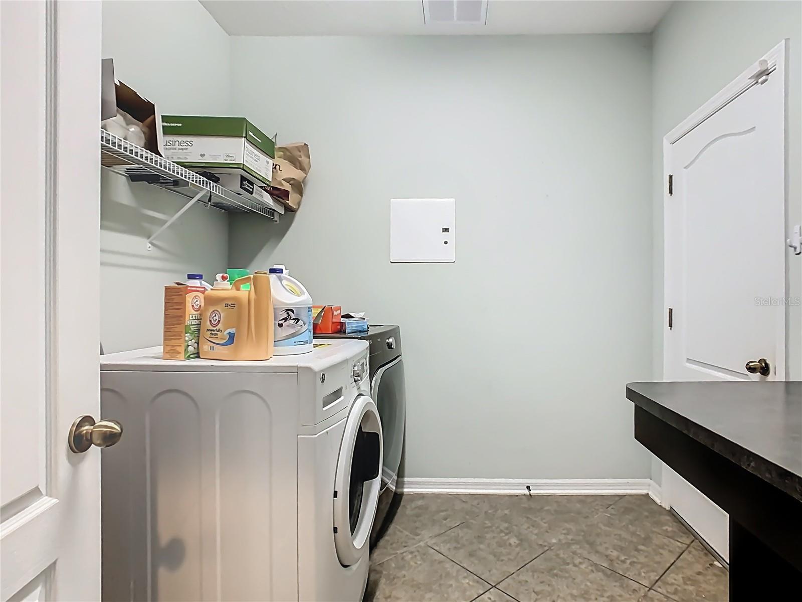 ESTATES AUBURNDALE PH 02 - Residential