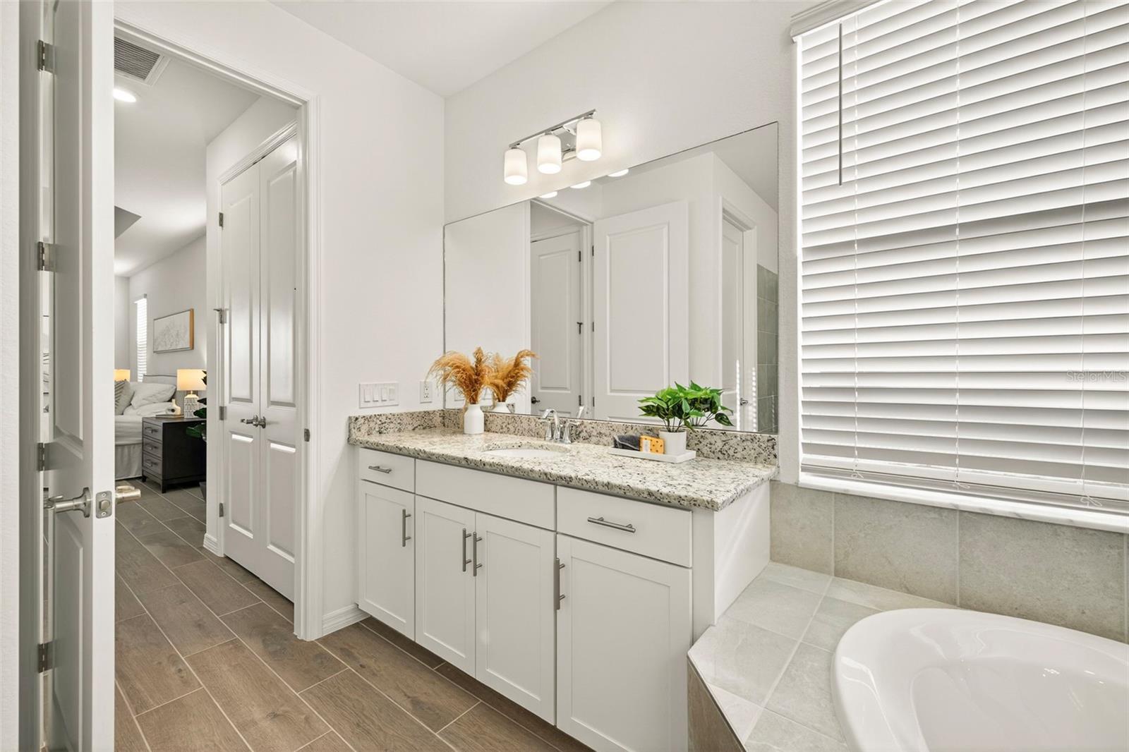 HERITAGE LNDG II-B - Residential