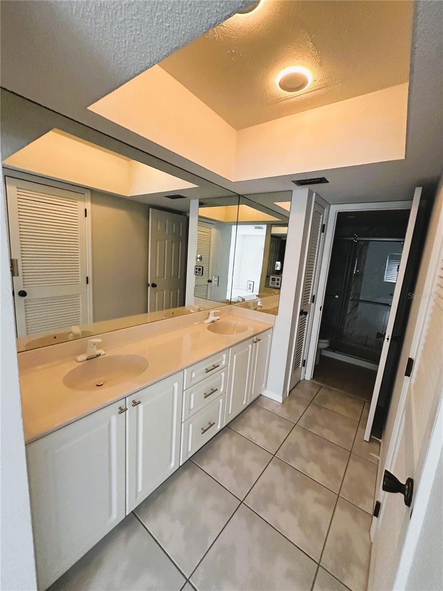 MARINA BAY OF ST PETERSBURG BEACH - Residential