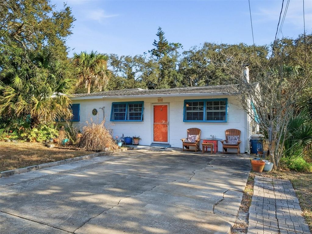 Photo of 813 E 11th Avenue, New Smyrna Beach, FL 32169 (MLS # NS1087402)