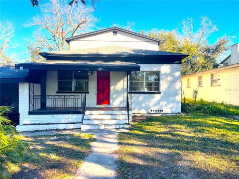 A home in LAKELAND