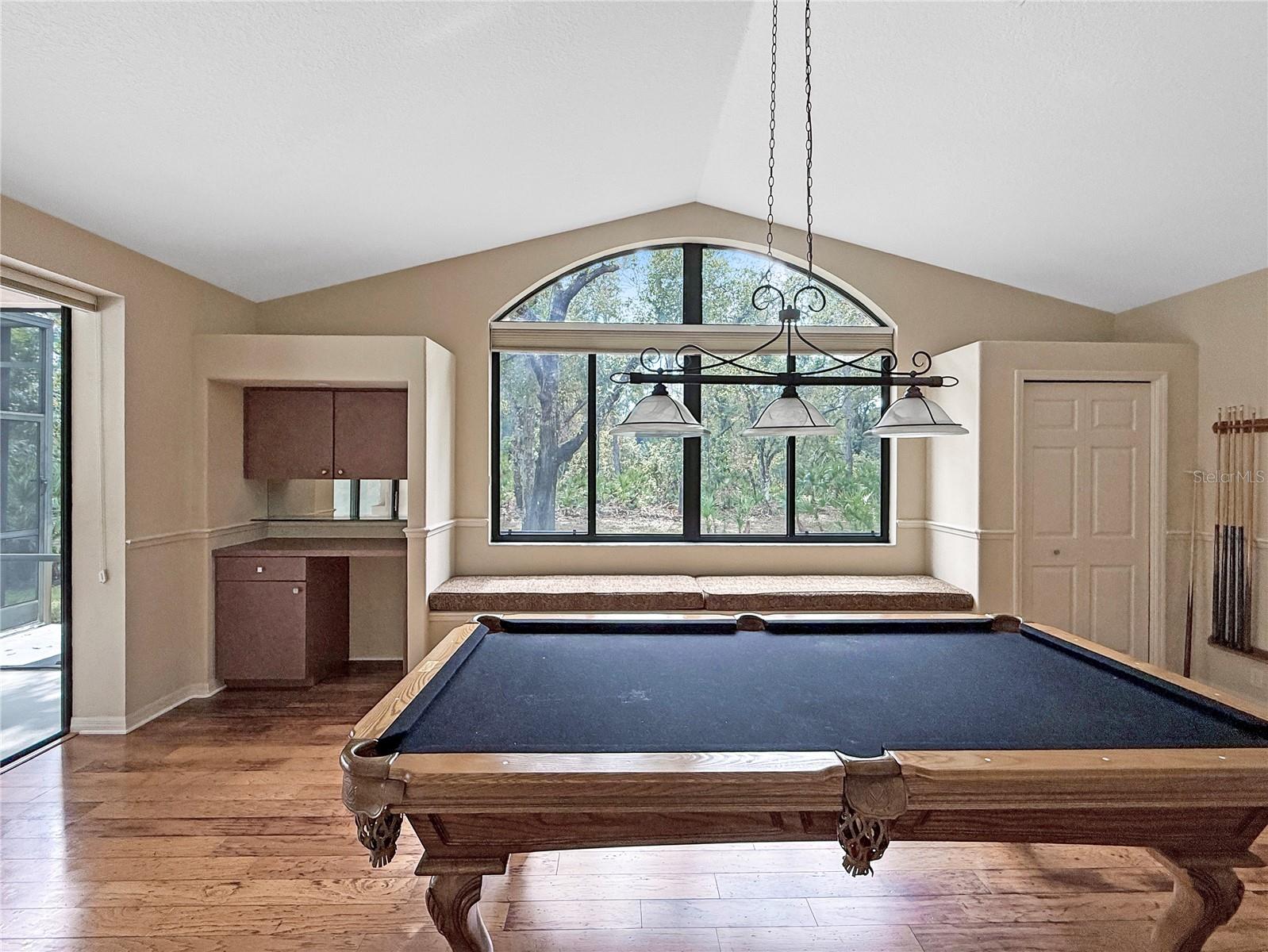 ASHLEY LAKES - Residential