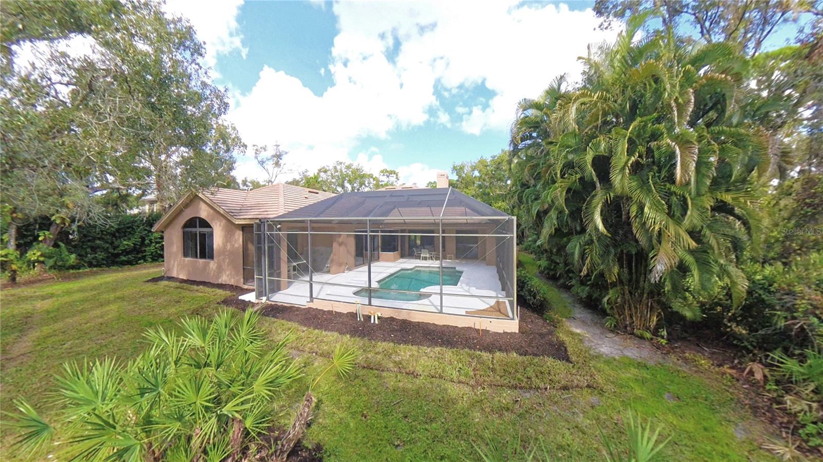 ASHLEY LAKES - Residential