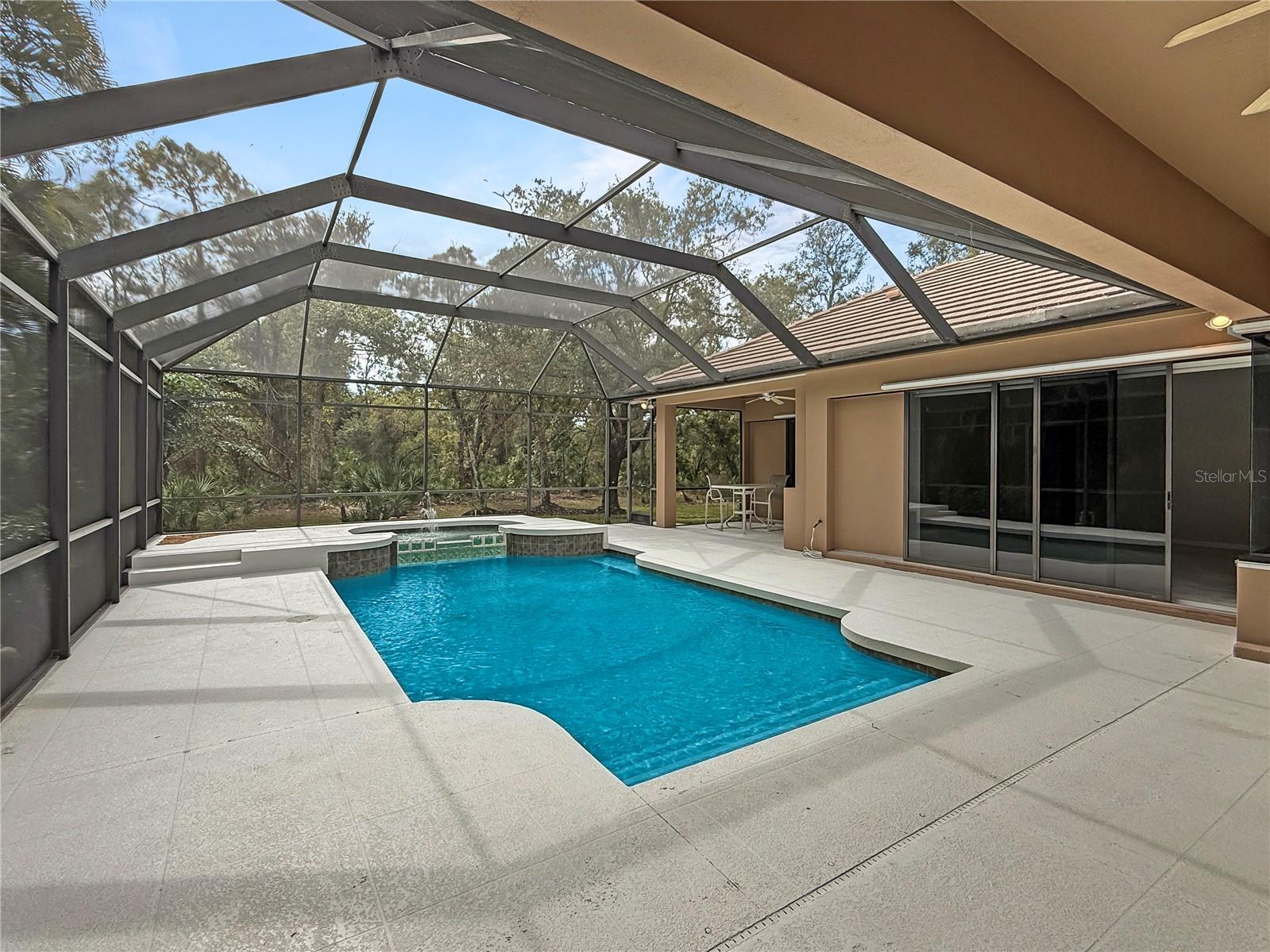 ASHLEY LAKES - Residential