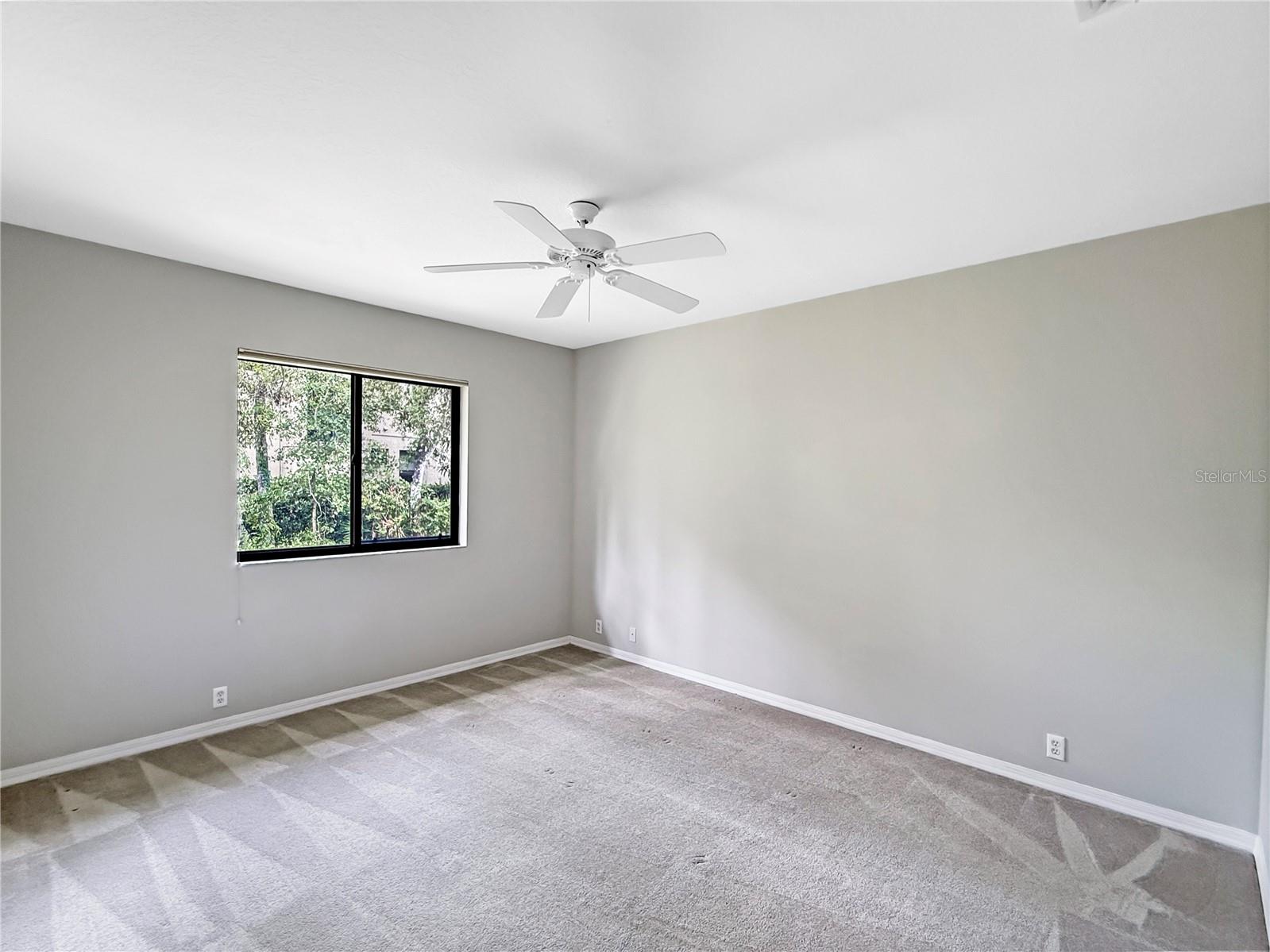 ASHLEY LAKES - Residential