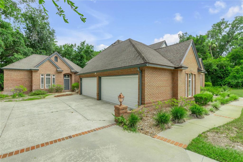 Photo of 18 Lost Creek Lane, Ormond Beach, FL 32174 (MLS # NS1088650)