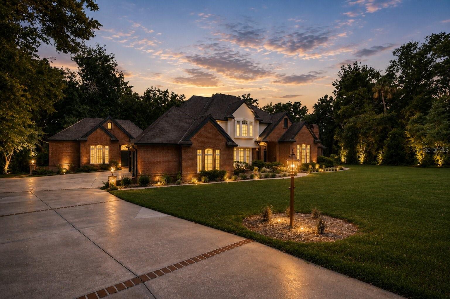 18 LOST CREEK LANE