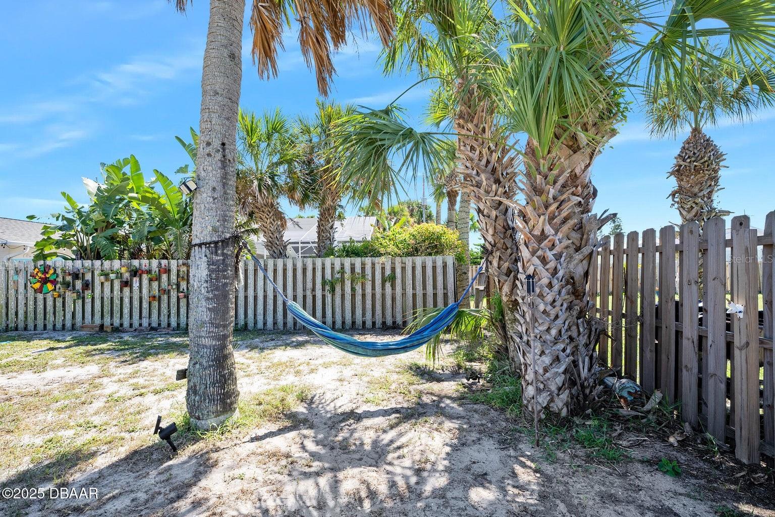 EMERALD ISLE UN 01 - Residential