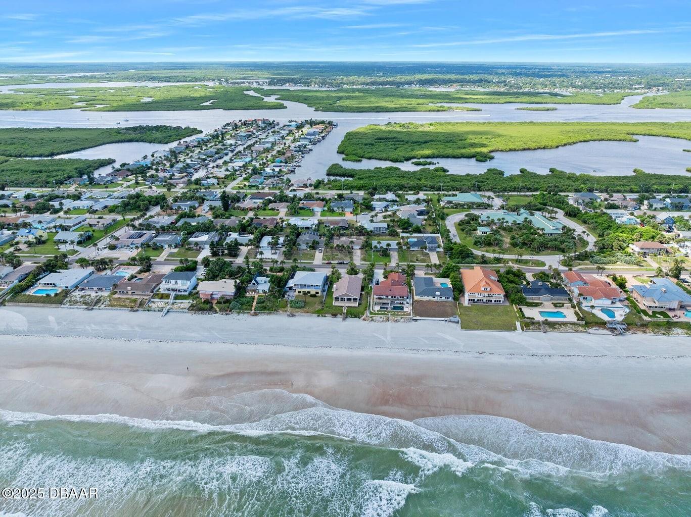 EMERALD ISLE UN 01 - Residential