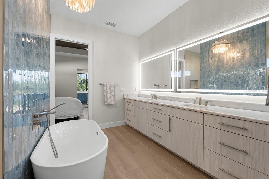 PORT CHARLOTTE SEC 94 01 STREP - Residential