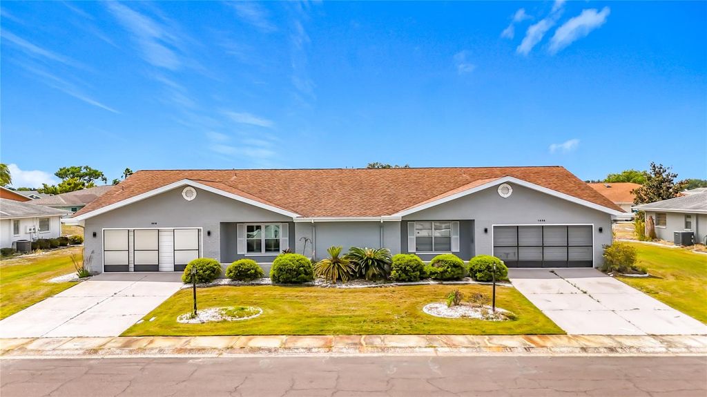 Photo of 1618 Bentwood Drive, Sun City Center, FL 33573 (MLS # L4961051)