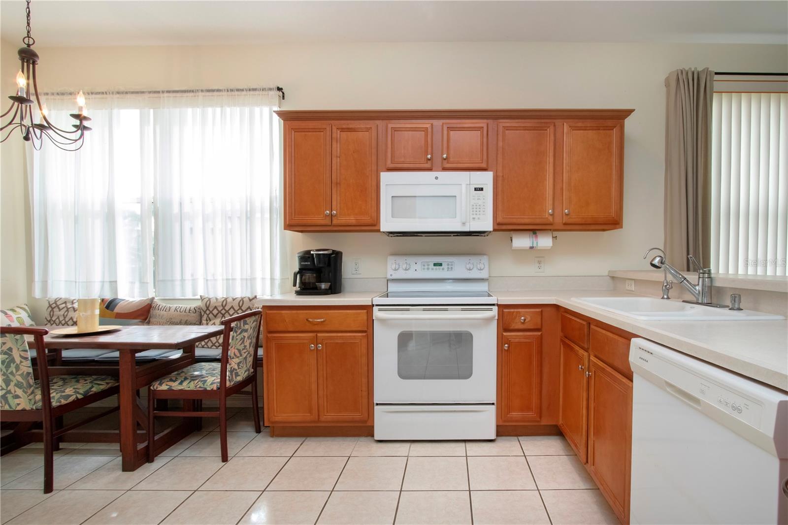 SUN CITY CENTER UNIT 185 - Residential