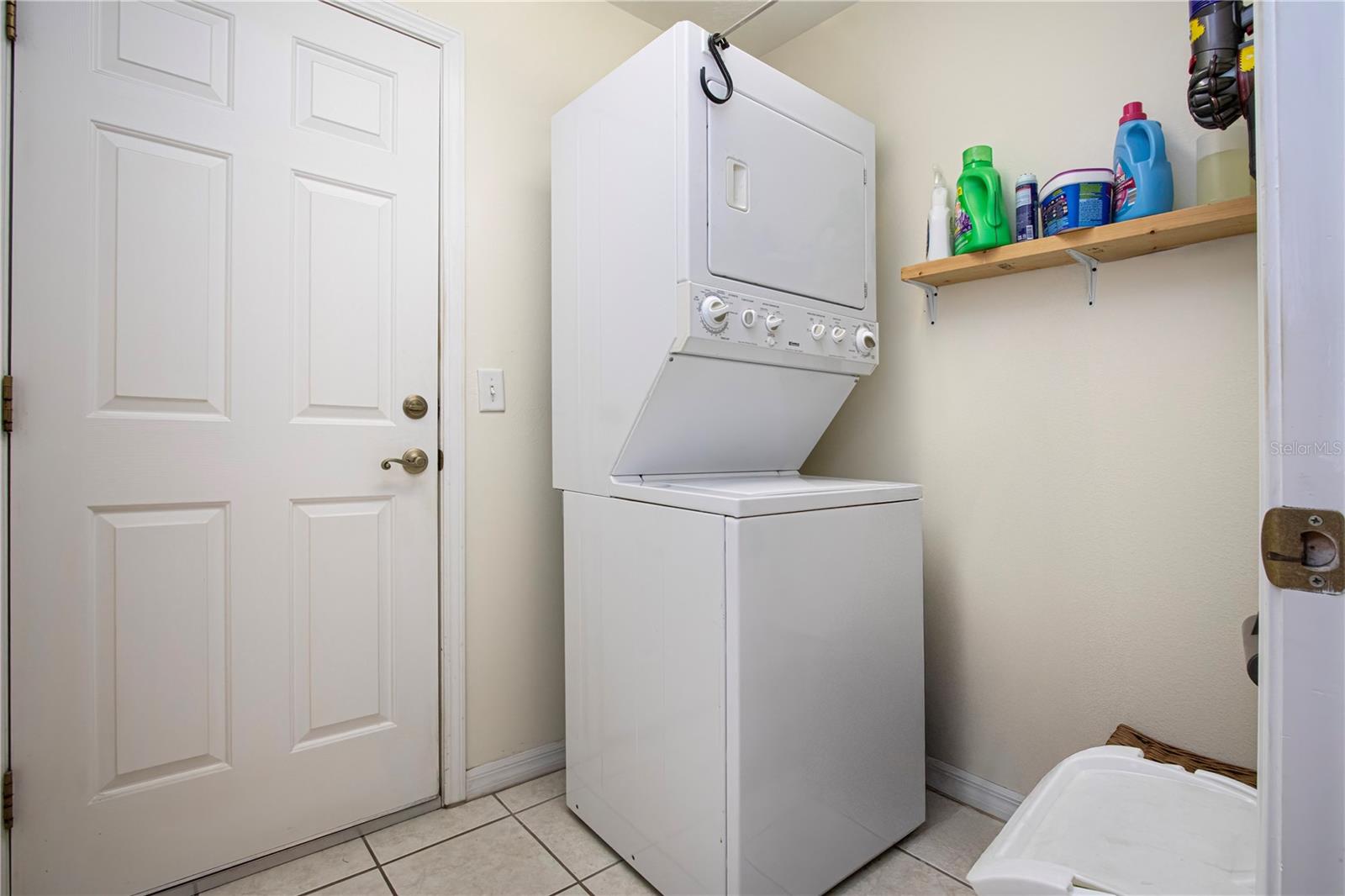 SUN CITY CENTER UNIT 185 - Residential