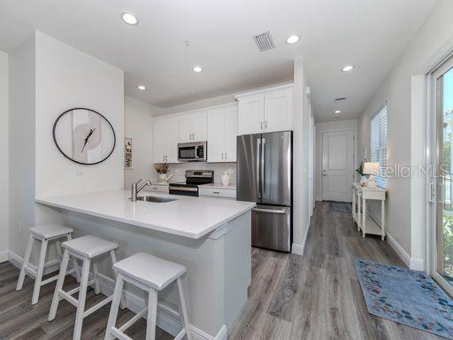 COTTAGES OF VENICE - Residential