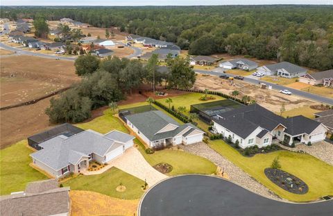 A home in DUNNELLON