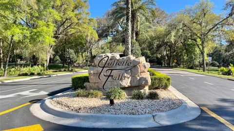 A home in DUNNELLON