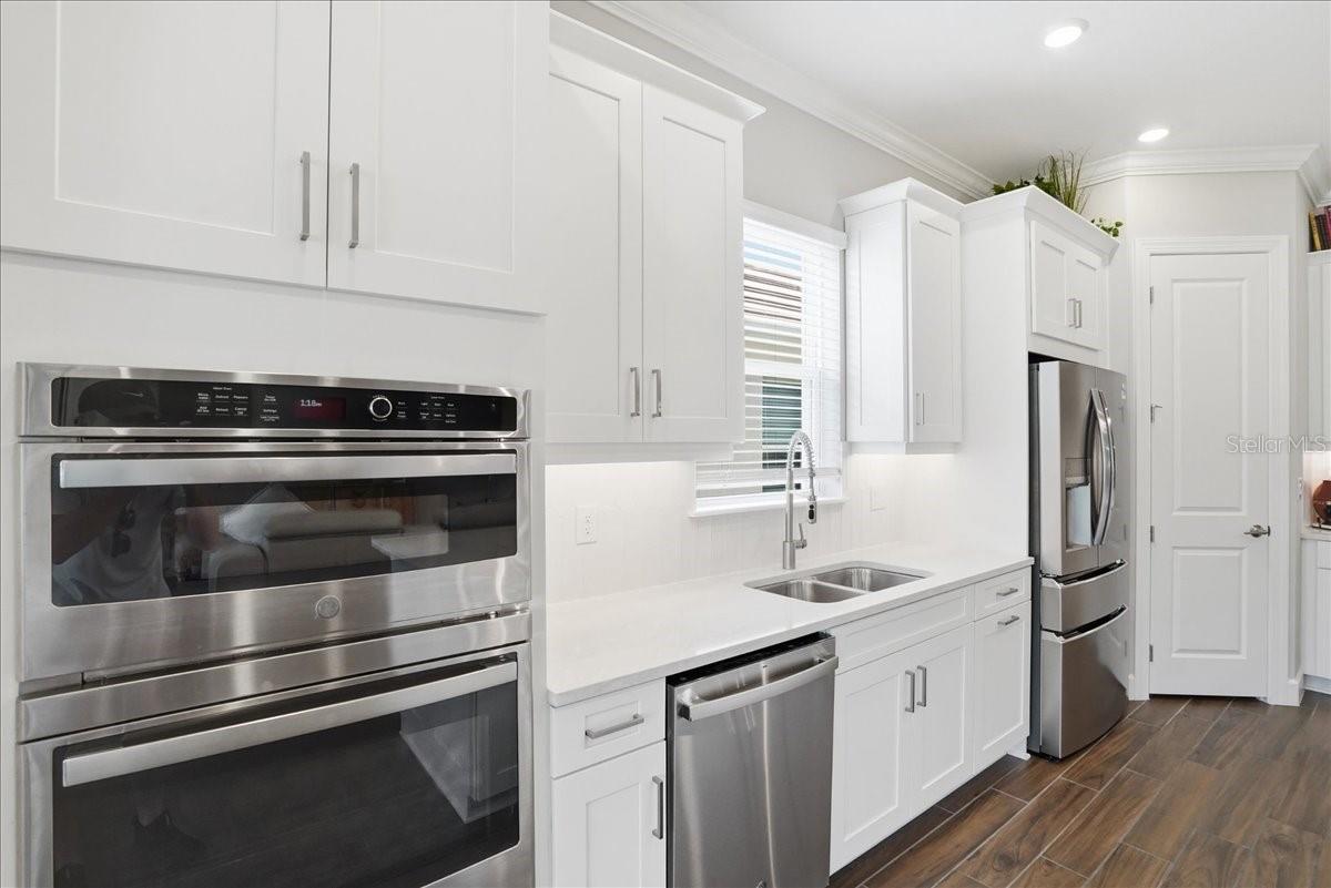 ESPLANADE NORTH AT ARTISAN LAKES SUBPH I - Residential