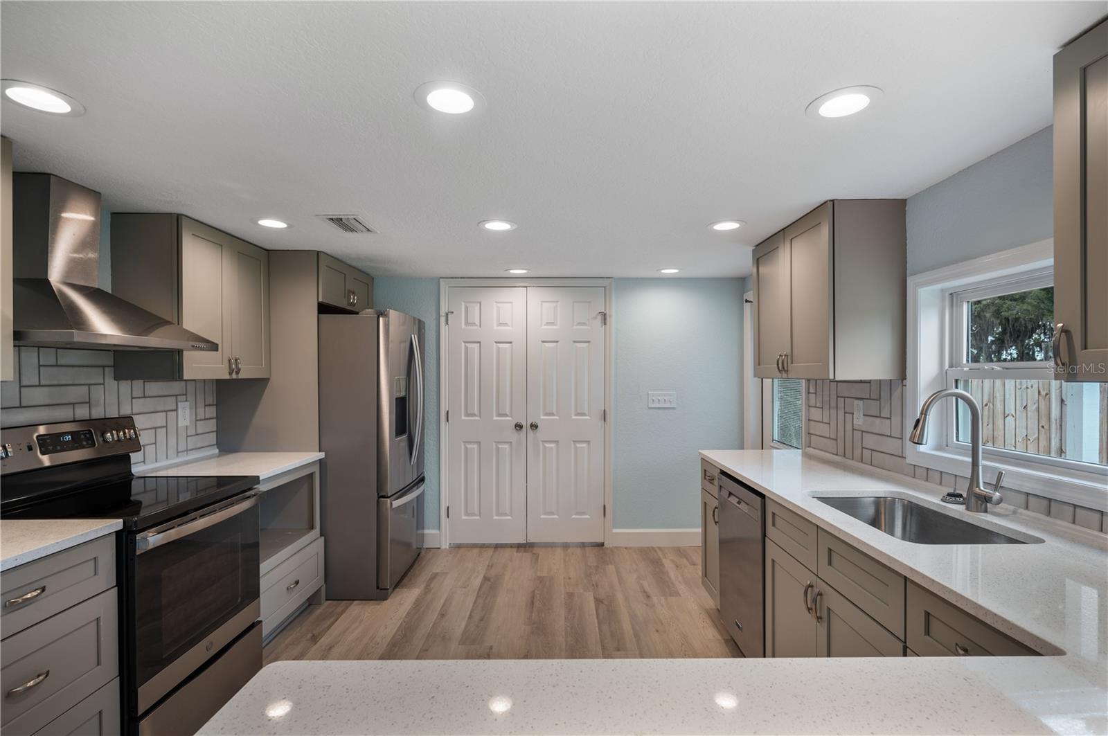 5418 COOPER LANE