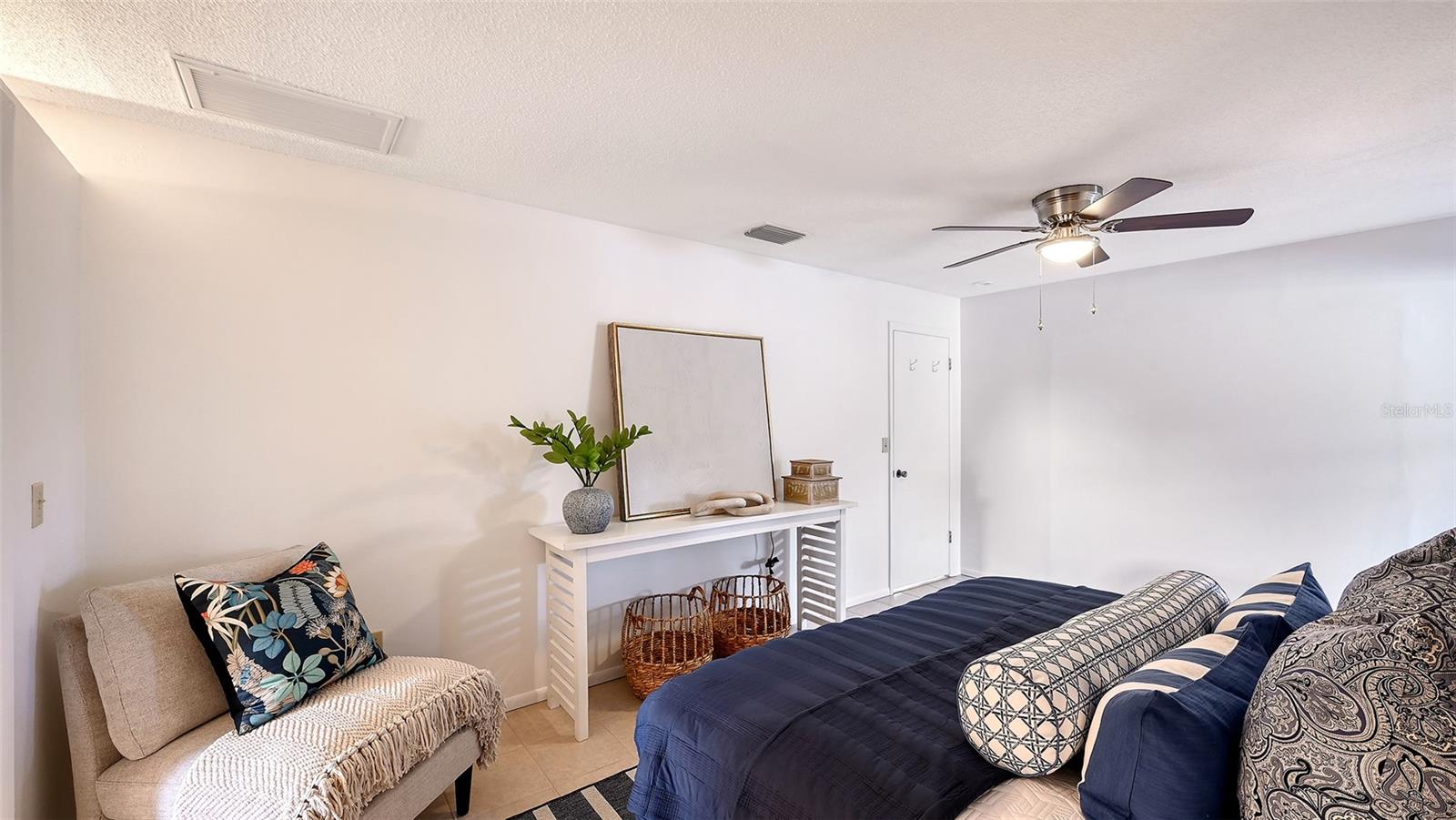 WATERFRONT ESTATES - Residential