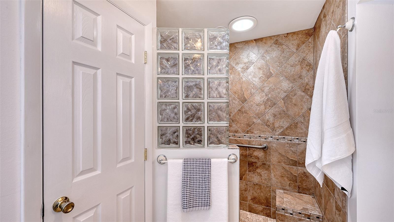 WATERFRONT ESTATES - Residential