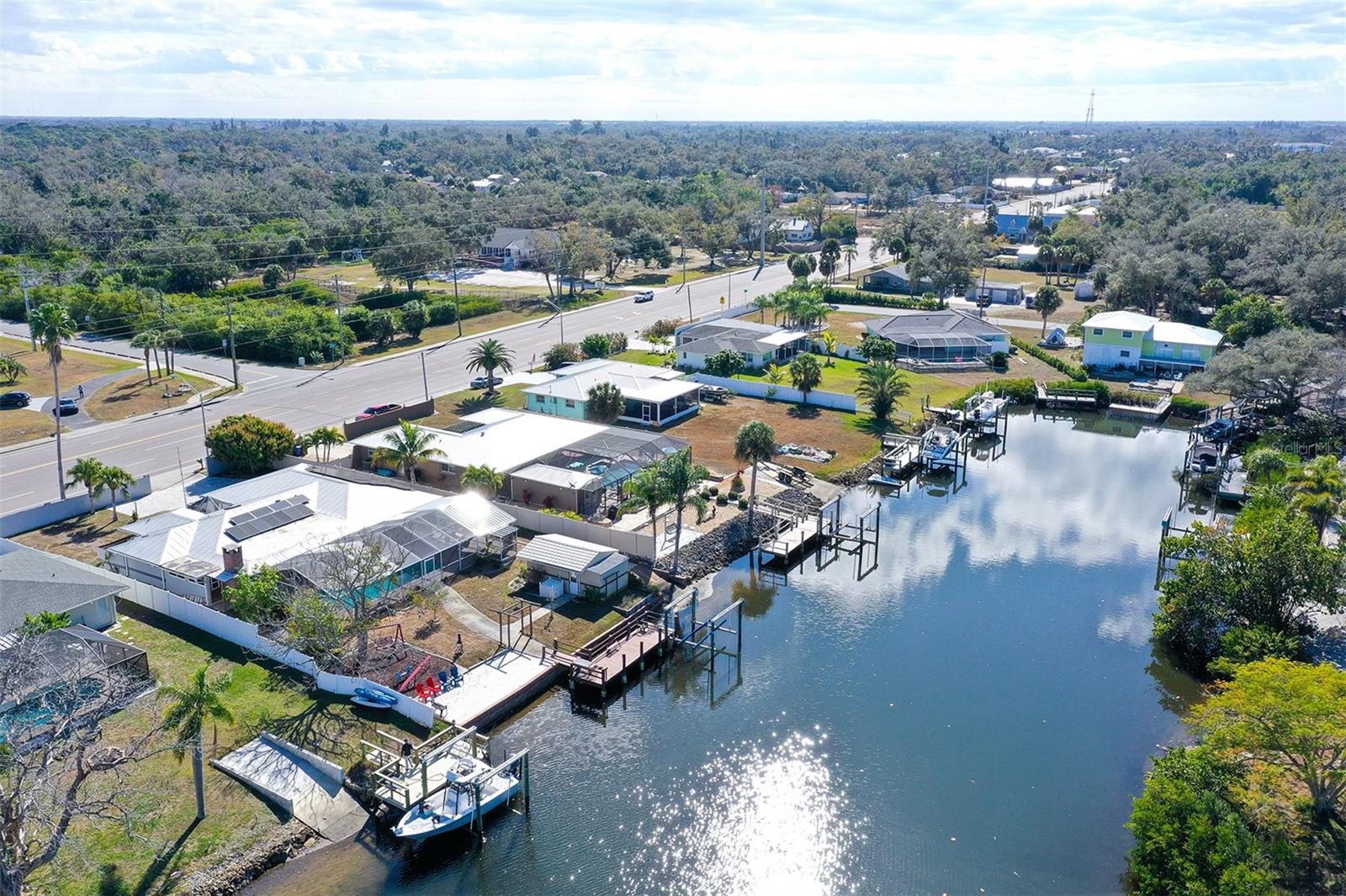 WATERFRONT ESTATES - Residential