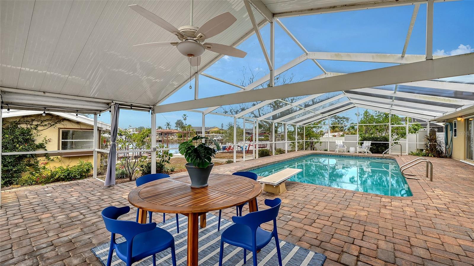 WATERFRONT ESTATES - Residential