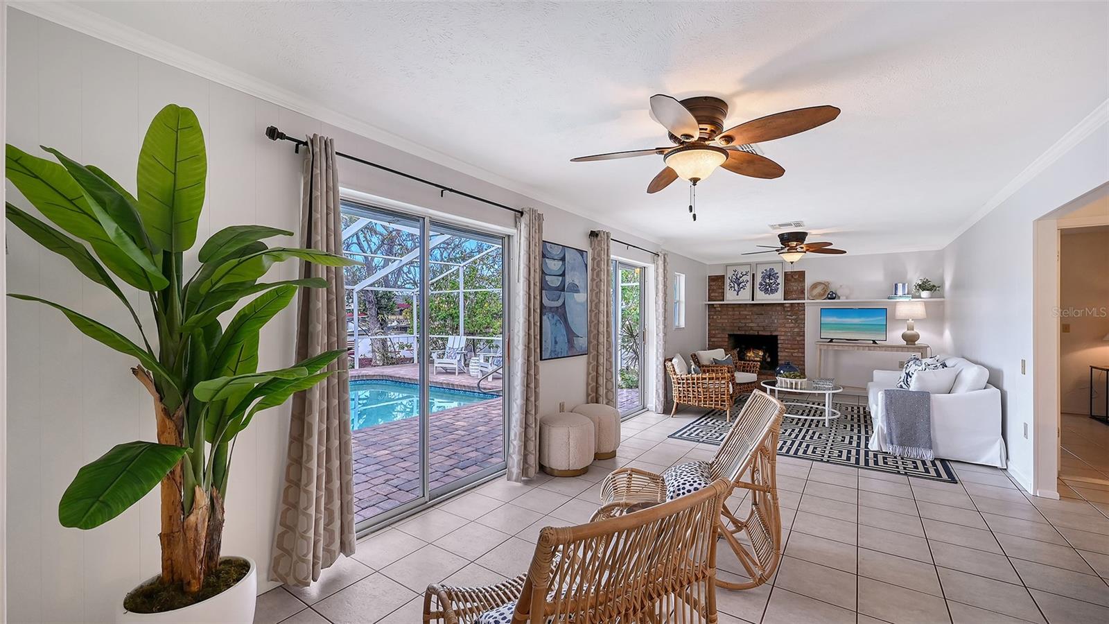 WATERFRONT ESTATES - Residential