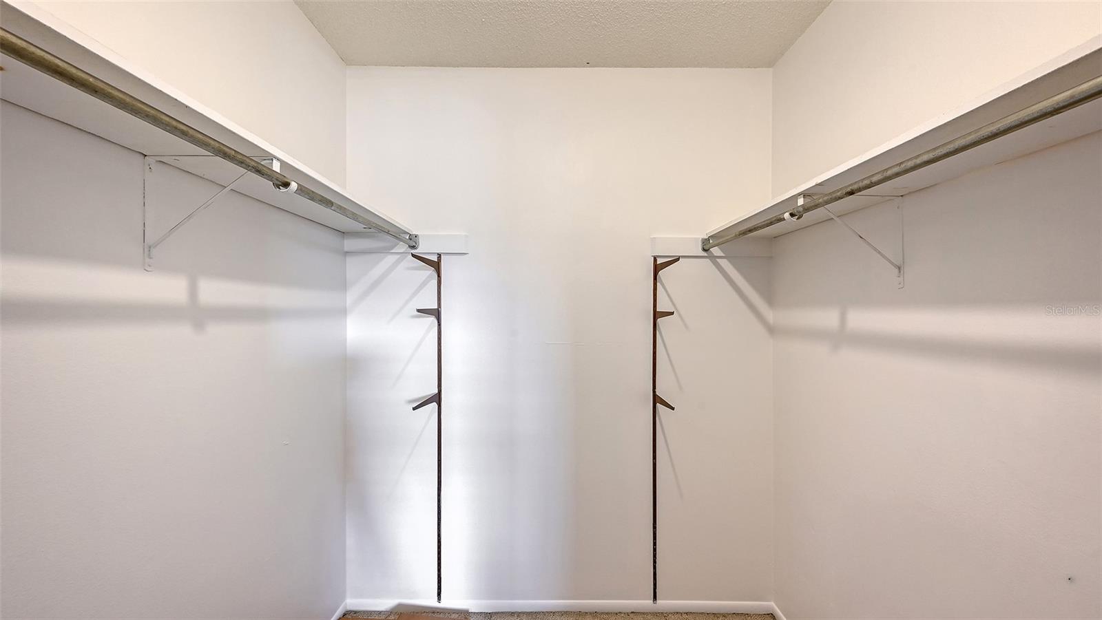 WATERFRONT ESTATES - Residential