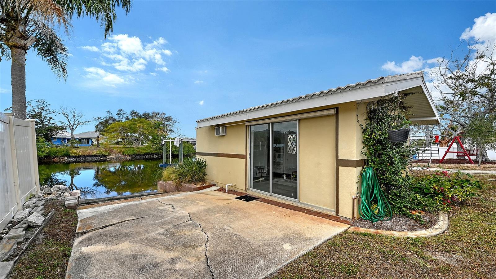 WATERFRONT ESTATES - Residential