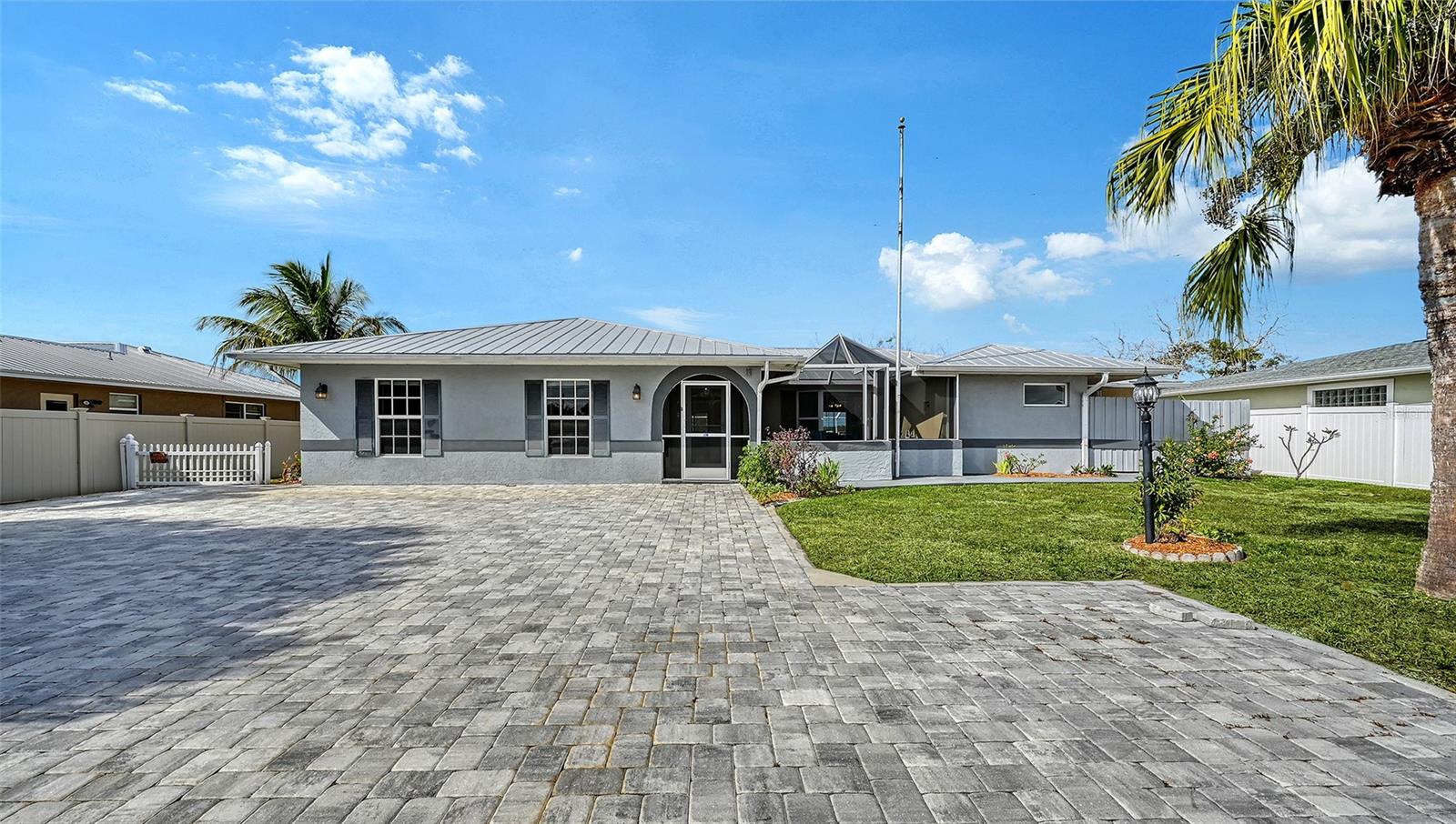 WATERFRONT ESTATES - Residential