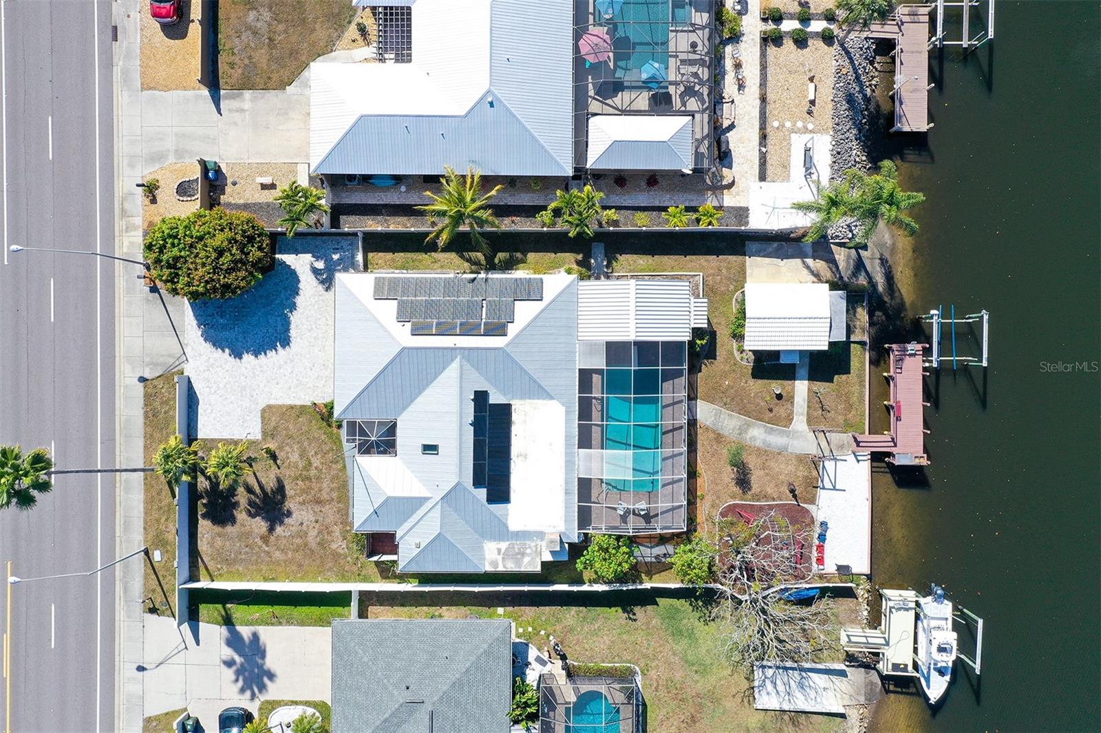 WATERFRONT ESTATES - Residential