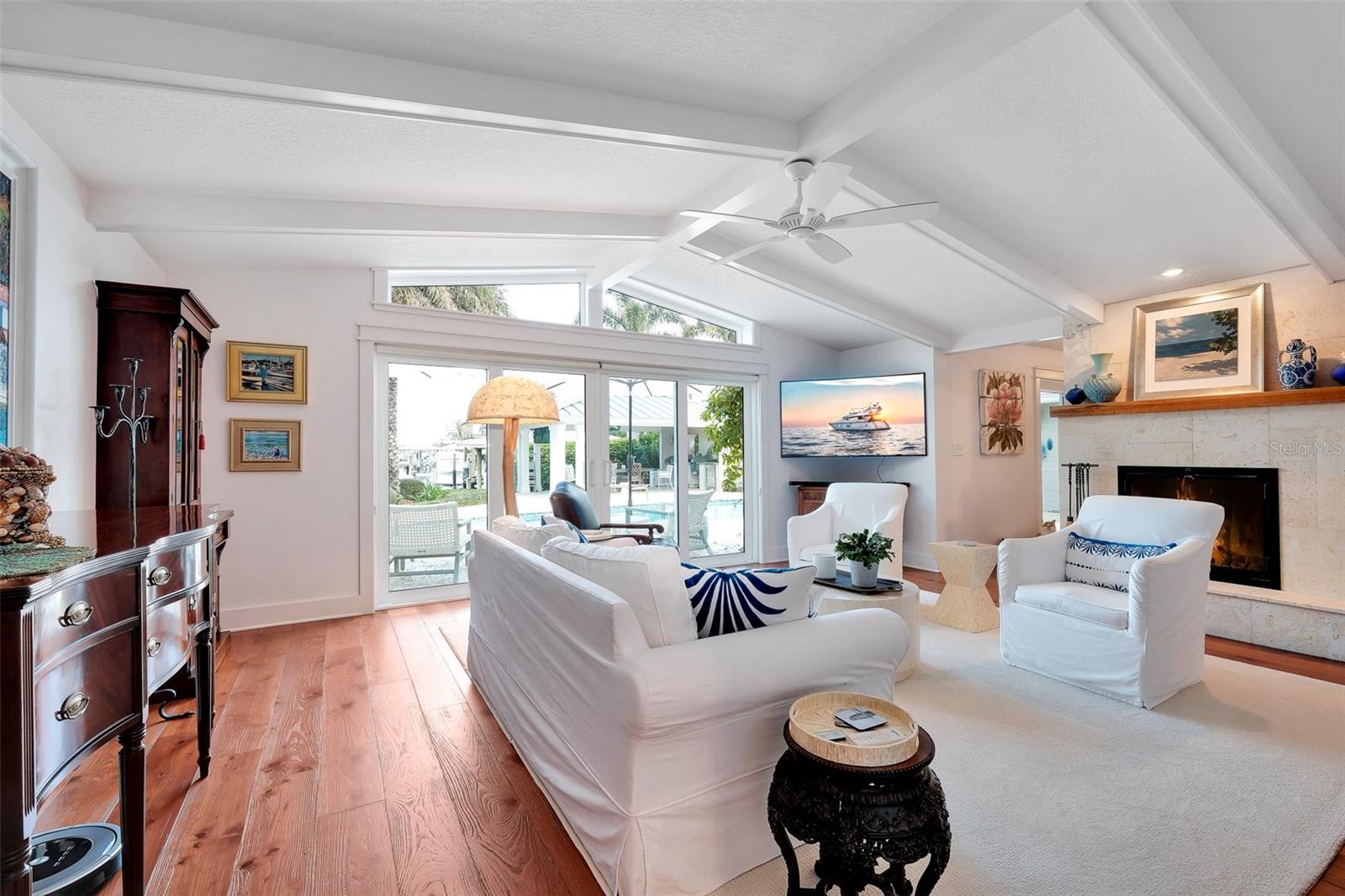 VENEZIA UNIT 03 - Residential