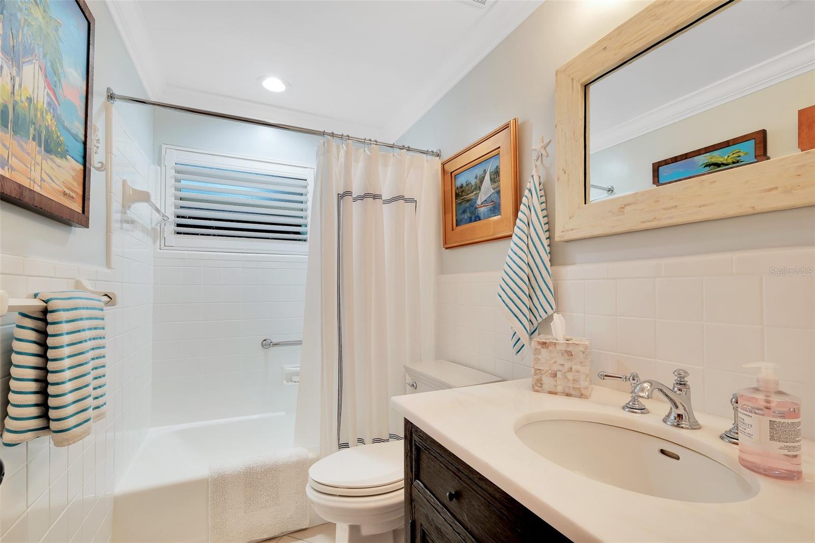 VENEZIA UNIT 03 - Residential