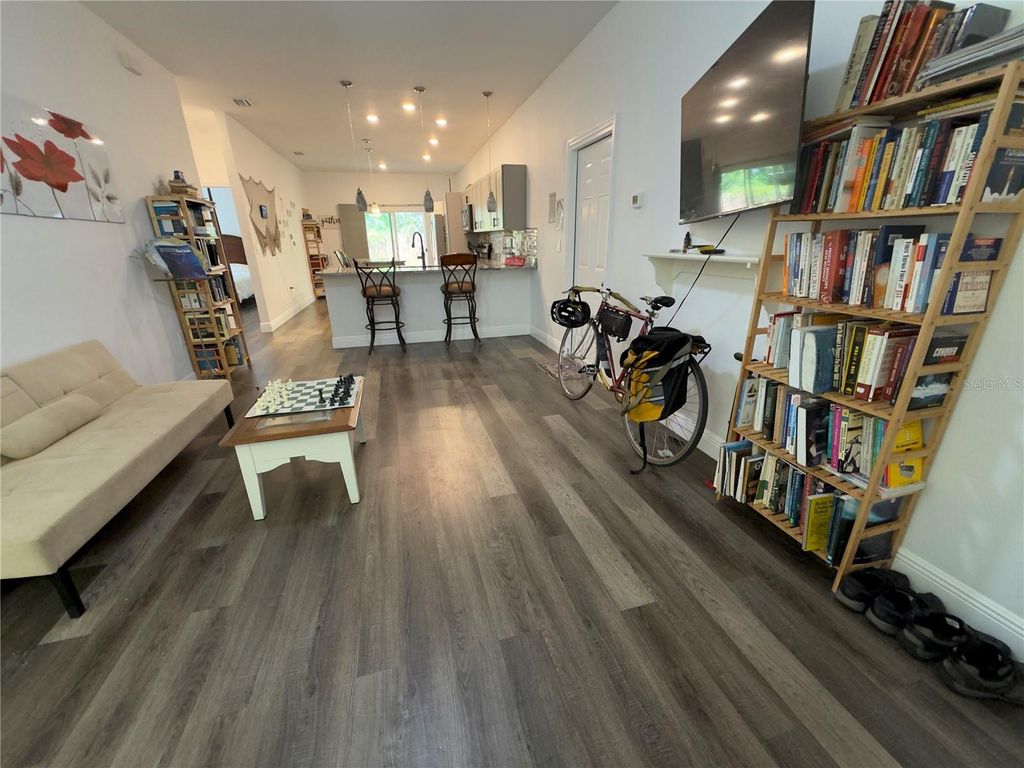 Photo of 3204 E Mohawk Avenue, Tampa, FL 33610 (MLS # TB8486958)