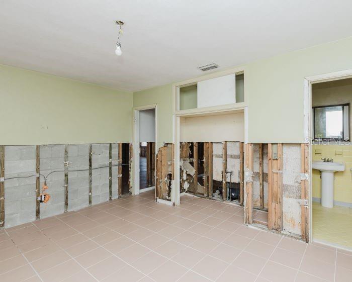 GAY SHORES 1ST ADD - Residential