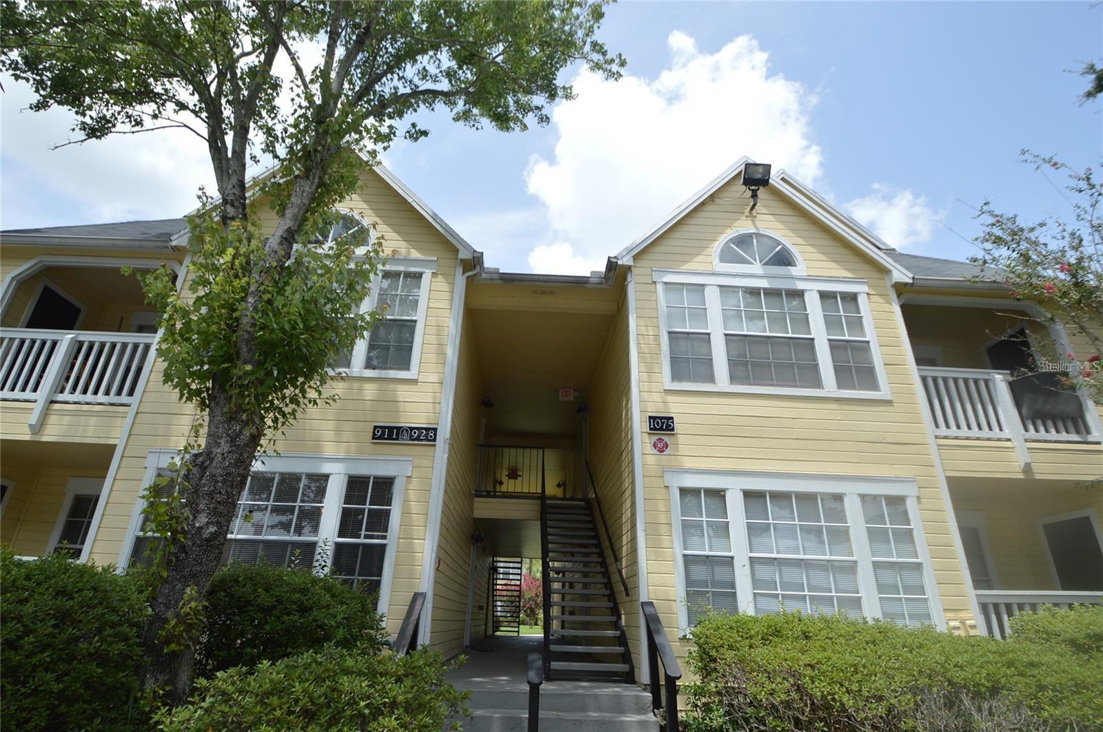 Nestled in the highly desirable MetroWest neighborhood, this apartment offers convenient access to downtown Orlando, world-famous attractions, top-rated dining, shopping, and entertainment. Enjoy resort-style amenities, including a sparkling pool, elegant clubhouse, sand volleyball court, and state-of-the-art fitness center.
NOW! - Enjoy a half-month rent credit as a move-in incentive!